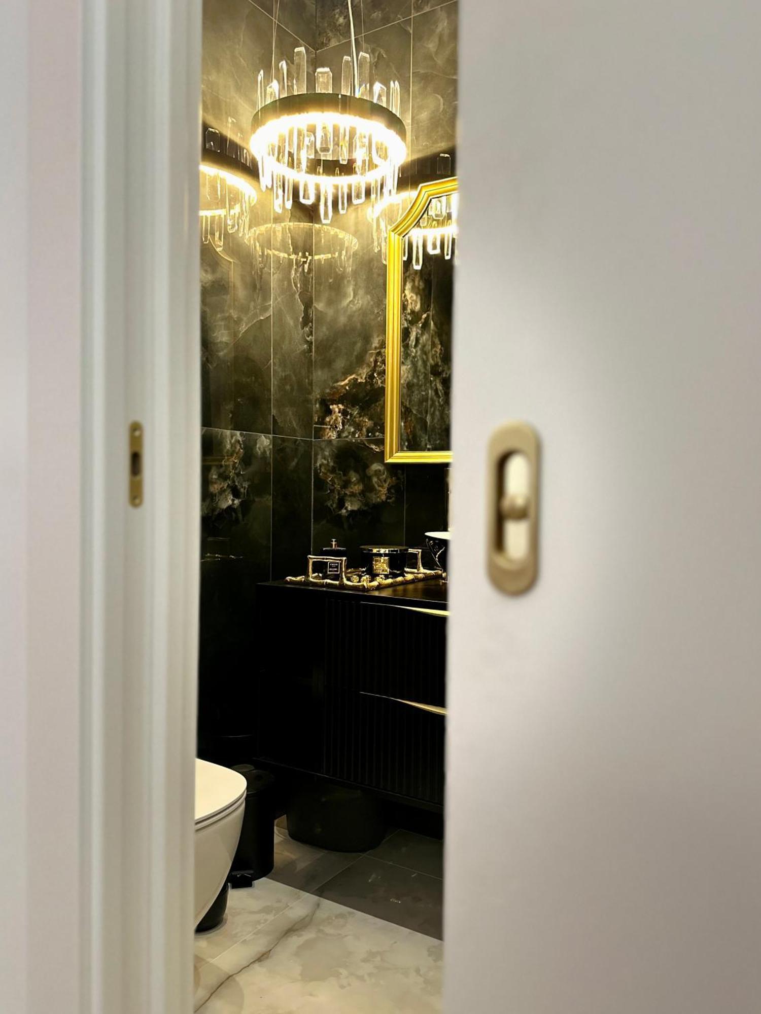 Luksusowy Apartament Joker 2 シクラルスカ・ポレンバ エクステリア 写真